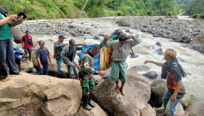 Terpeleset Saat Mancing di Sungai, Asep Taswara Ditemukan di Perbatasan Garut — Cianjur Sudah Jadi Mayat