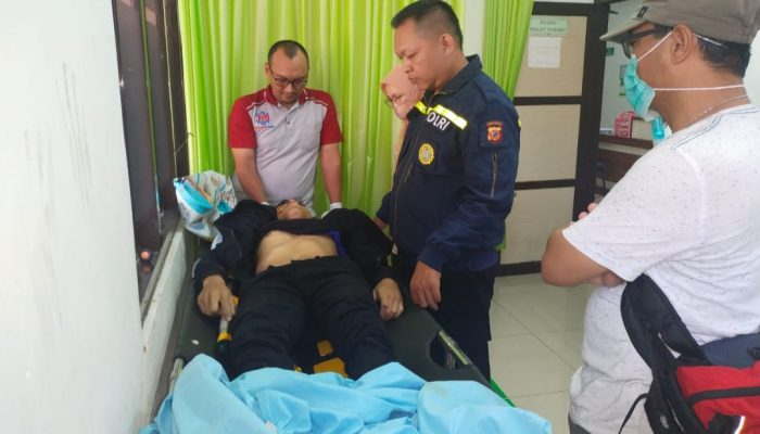Hilang Kendali Saat Pacu Kendaraan di Jalan Cisompet – Pameungpeuk, Pemotor Terjatuh dan Tewas