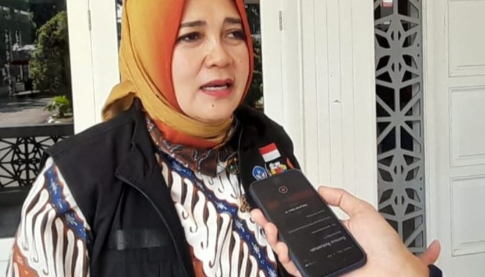 Bunda Literasi Garut, Diah Kurniasari: Mari Membaca, dari Buku Kita Tahu Semua yang Ada di Dunia