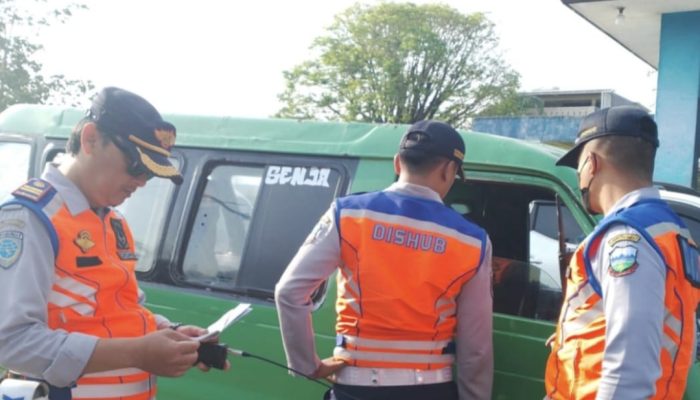 Duh, Masih Banyak Angkutan Kota di Garut yang Belum Perpanjang Izin Trayek dan KIR