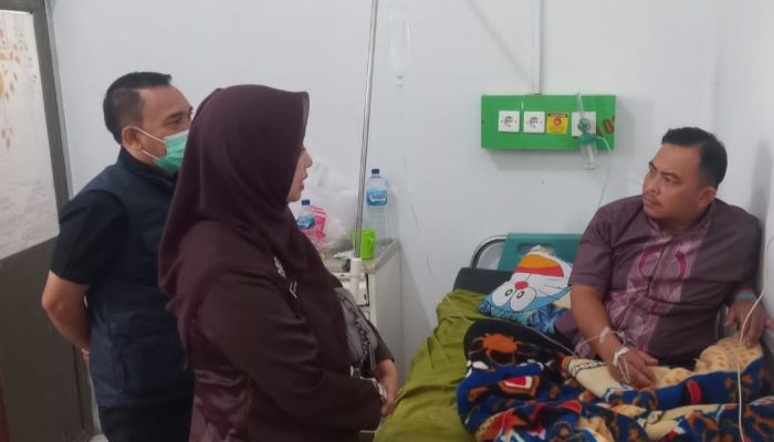 Korban Keracunan Sate Jebred di Cilawu Kini Jadi 54 Orang, Kadiskes Garut: Masih Dilakukan Penyelidikan