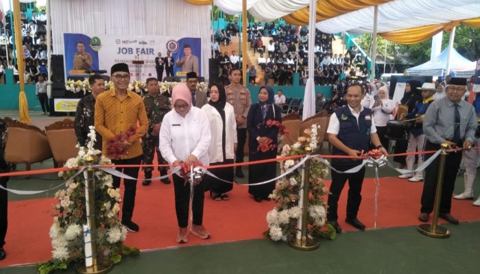 SMK di Garut Dituding Sebagai Pencetak Pengangguran Terbanyak, Maka Wajib Laksanakan “Job Fair”