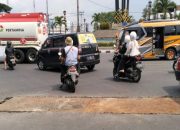 Diduga Kualitas “Box Culvert” Jelek, Penyebab Penurunan Badan Jalan Bundaran Linggajaya Tasikmalaya