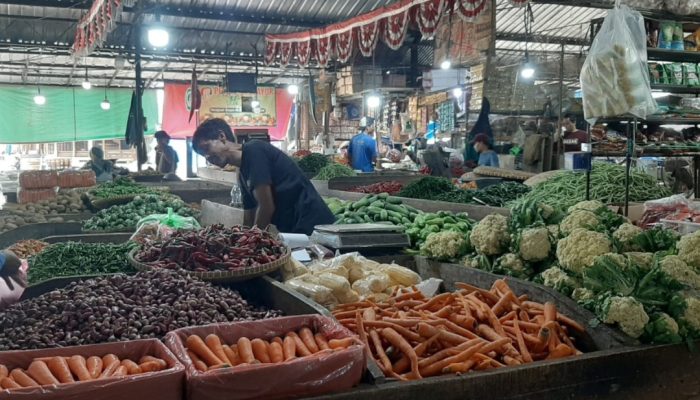Jelang Ramadhan, Harga Barang Kebutuhan Pokok Melonjak di Pasar Induk Cikurubuk Tasikmalaya