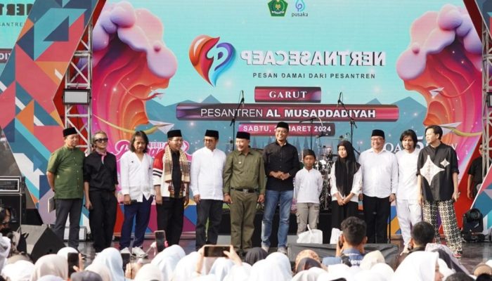 Pesan Damai dari Pesantren Al Musadaddiyah Tampilkan Band Gigi, Pj Bupati Garut: Kegiatan Keren