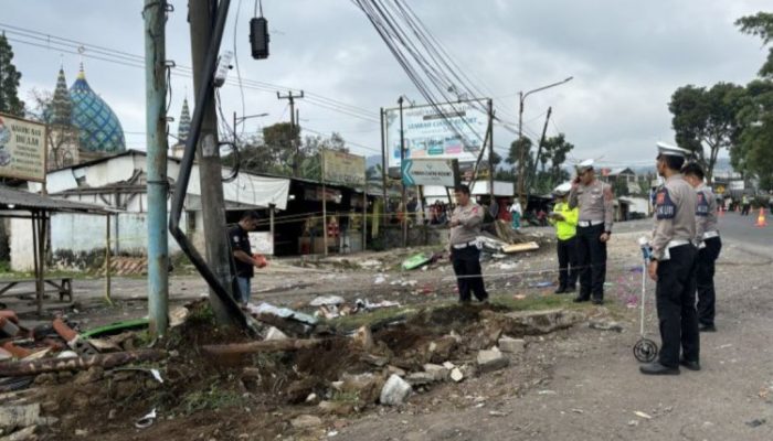 Hasil Penyelidikan Sementara, Polisi Tidak Melihat Adanya Jejak Rem Bus yang Terguling di Ciater