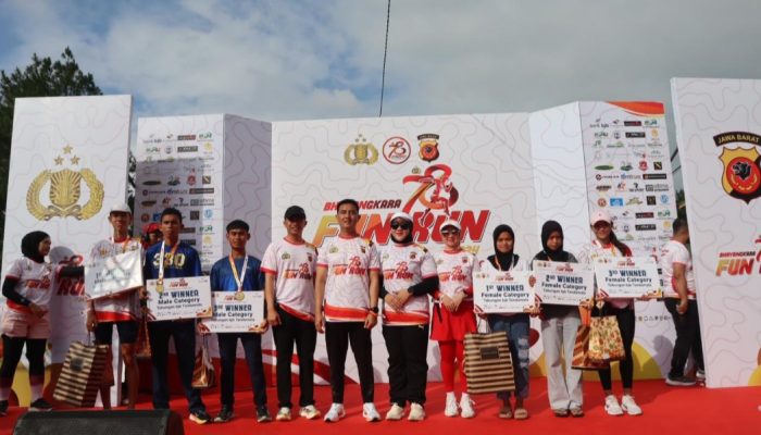 Ribuan Warga Ikuti Bhayangkara Fun Run Polres Garut, Wartawan juga Ada