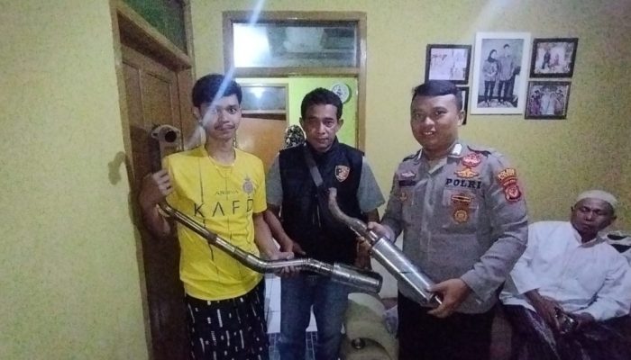 Polisi Datangi Rumah Warga di Cilawu, Copot Knalpot Brong yang Kerap Ganggu Ketertiban