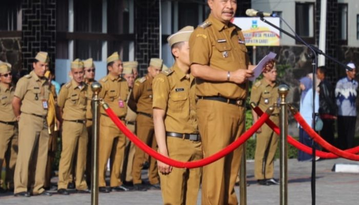 Barnas Adjidin Ajak Mayarakat dan Pegawai Pemkab Garut untuk Makmurkan Masjid