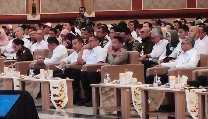 Wamentan Bersama Pj Gubernur dan Pangdam 3 Siliwangi Hadiri Rakor yang Libatkan para Penyuluh Pertanian di Jabar