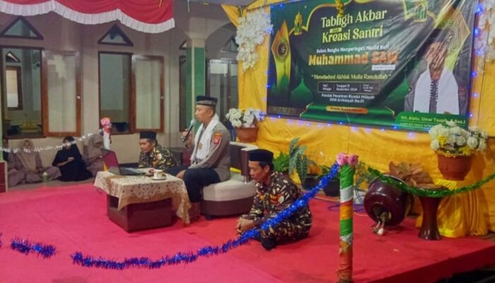 Peringatan Maulid Nabi, Da’i Polres Garut Berpesan untuk Gunakan Hak Pilih pada Pilkada 2024