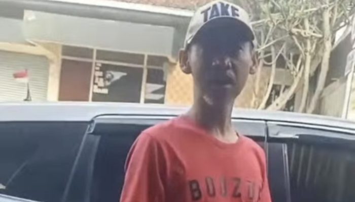 Viral, Pemilik Mobil Tak Terima Usai Ditegur Gegara Parkir Depan Warung: Jalan Punya Negara