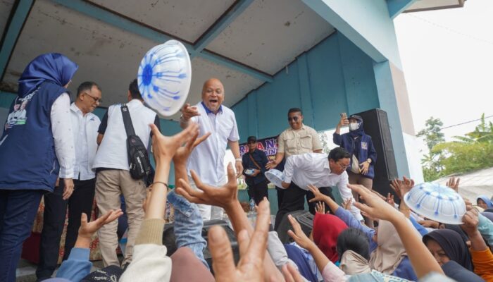 Cawagub Jabar Ilham Habibie Kunjungi Pasar Rakyat di Desa Nominasi Terbaik Nasional