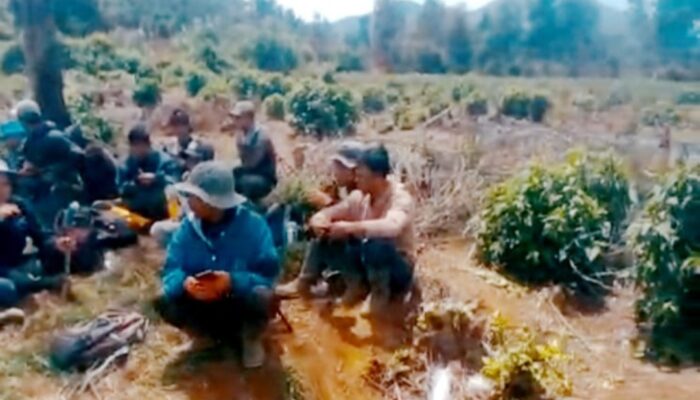Merasa Dirugikan Oknum Pegawai Eks PTPN VIII, Warga Cileuleuy Mengadu ke LBHM Seroja-24