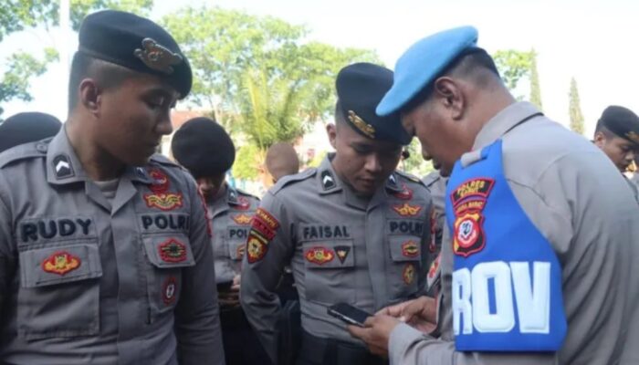 Propam Polres Garut Periksa Ponsel Anggota, Tidak Ditemukan Aplikasi Judi Onlie
