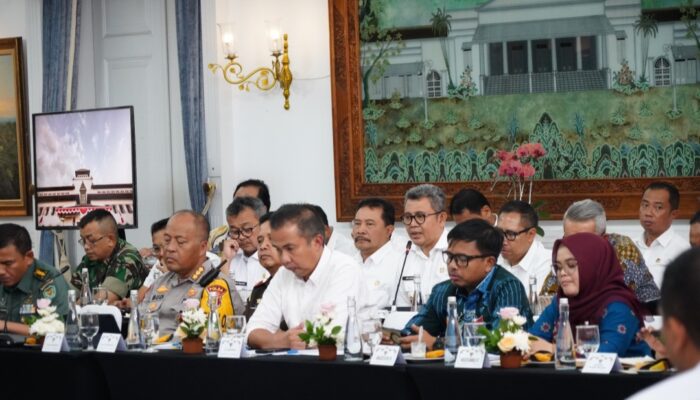 Pj Bupati Garut Hadiri Audiensi Komisi II DPR RI Terkait Kesiapan Pilkada Serentak 2024