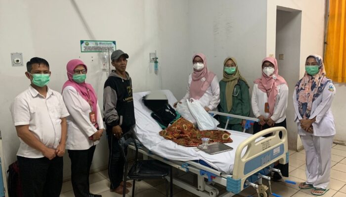 Dinkes Garut Tangani Kasus Gizi Buruk pada Seorang Remaja 14 Tahun, Begini Kondisinya Sekarang