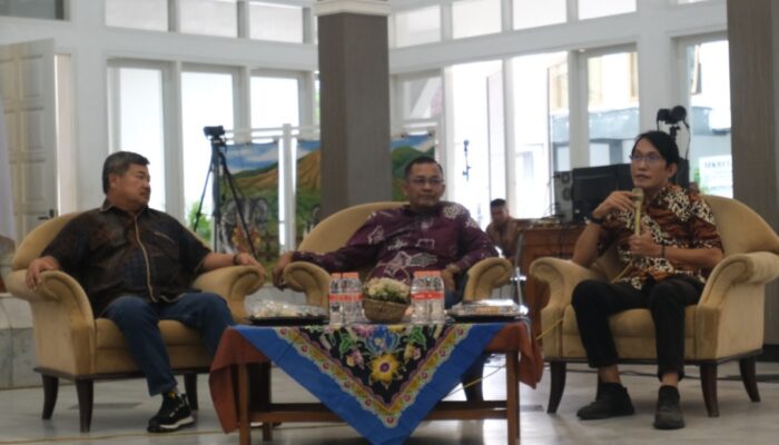 Jurnalis Televisi Garut Gelar Diskusi Publik Refleksi Akhir Tahun 2024, Hadir Mantan Bupati Rudy Gunawan