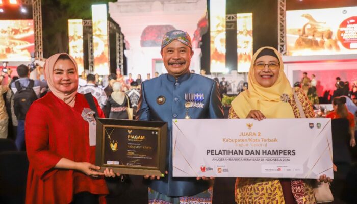 Garut Raih Juara 2 Nasional dalam Anugerah Bangga Berwisata di Indonesia 2024