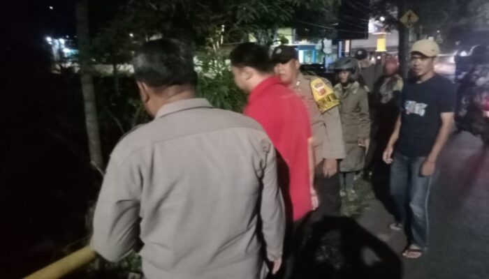 Hilang Kendali, di Banyuresmi Garut Pemotor Terjun ke Sungai Sedalam Tujuh Meter