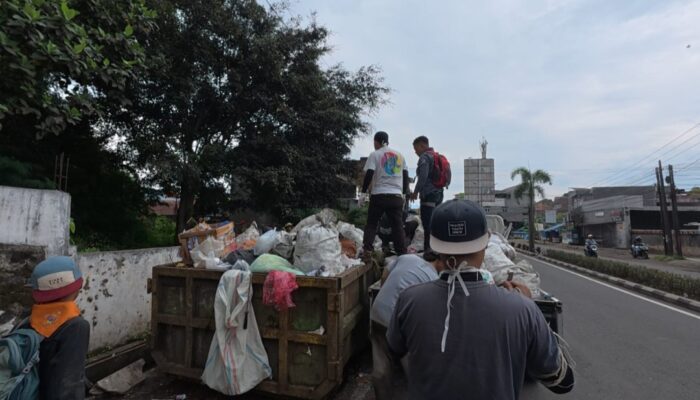 Pembuangan Sampah Bandung ke Garut, Melanggar Hukum dan Hancurkan Citra Kota Swis Van Java