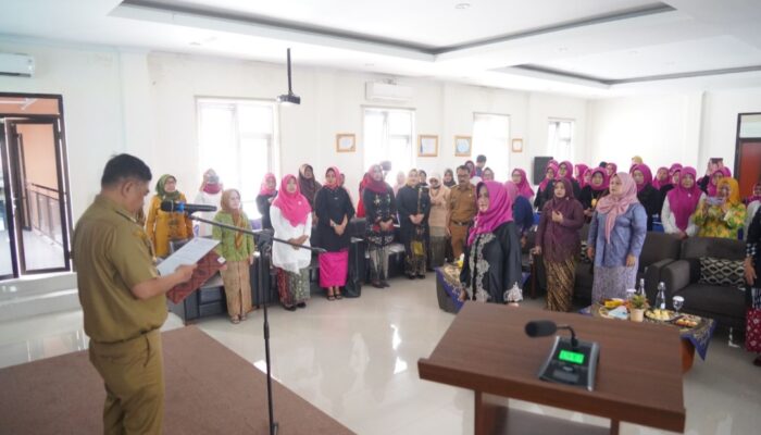 Di Hari Kartini, Bupati Syakur Amin Lantik Pengurus Gabungan Organisasi Wanita Garut 2025–2030
