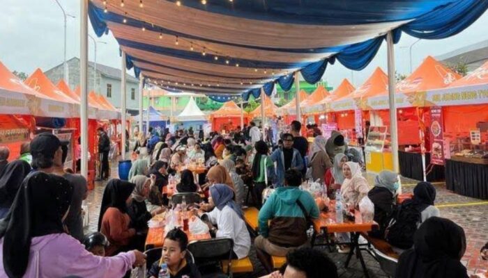 Puluhan Pelaku Usaha Kuliner Khas Garut Ikuti Acara “Nyawalan Festival”