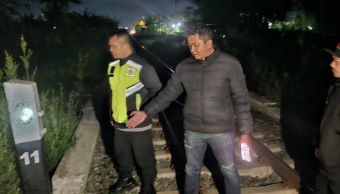 Pria Tanpa Identitas Tewas Tertemper KA Commuter Line Relasi Garut-Purwakarta
