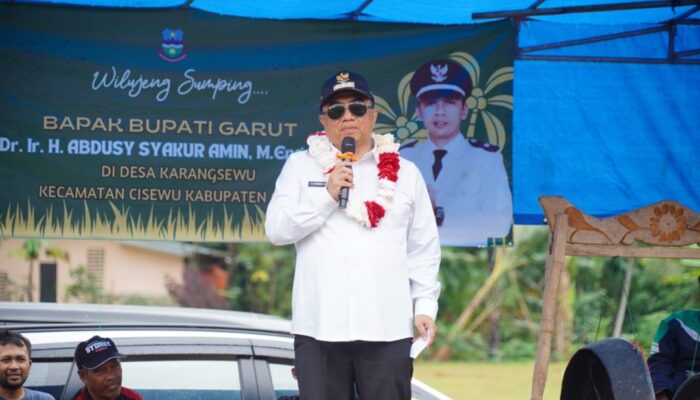 Bupati Garut Tinjau Ruas Jalan Panggalih-Karangsewu: Akan Segera Diperbaiki Meski Bertahap