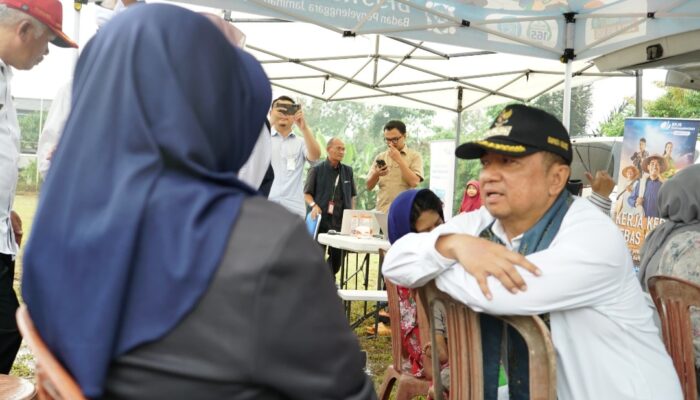 Roadshow Pelayanan Publik di Cisewu Didatangi Banyak Warga, Begini Respon Bupati Garut