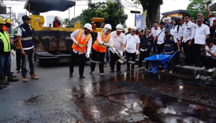 Bupati Garut Luncurkan Program Rehabilitasi Jalan Perkotaan Demi Kenyamanan dan Kesejahteraan Warga