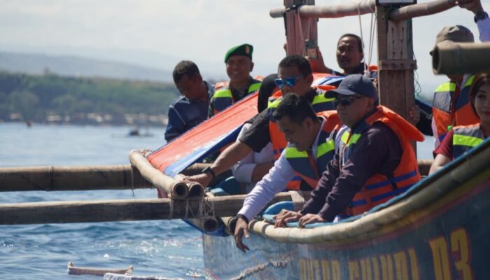 Garut Terima Empat Kapal Baru, Bupati Syakur: Nelayan Harus Ubah Pola Pikir