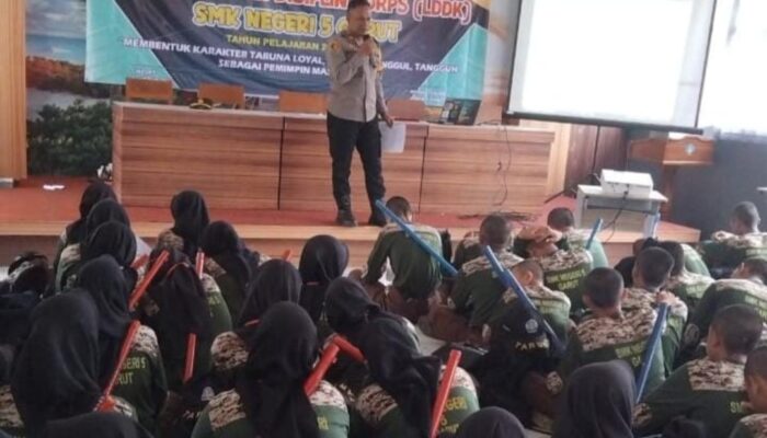 Kapolsek Cikelet Bekali Siswa SMKN 5 Garut dengan Edukasi Disiplin, Lalulintas, dan Bahaya Narkoba