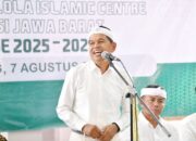 Dedi Mulyadi Lantik Pengurus DKM, Sindir Pusdai yang Kusam dan Religiusitas yang Hampa