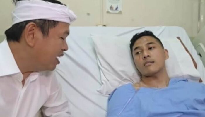 Dedi Mulyadi Jenguk Korban Penusukan di Bandung, Biaya Pengobatan Ditanggung Penuh