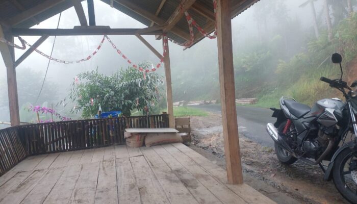 Gazebo Persinggahan di Kampung Kacapi, Tempat Nyaman untuk Melepas Lelah Para Pelintas