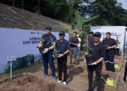 Komitmen ESG ANTAM dalam Peringatan Hari Sungai Sedunia melalui Program Kolaborasi Urban Farming dan Giat Bersih