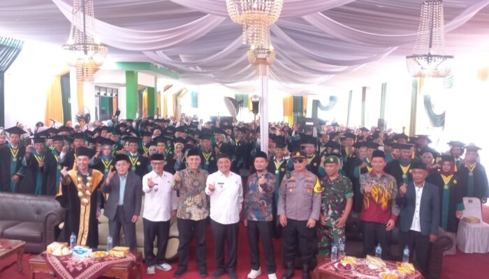 STAI KH Badruzzaman Lepas 208 Wisudawan Angkatan Ketiga