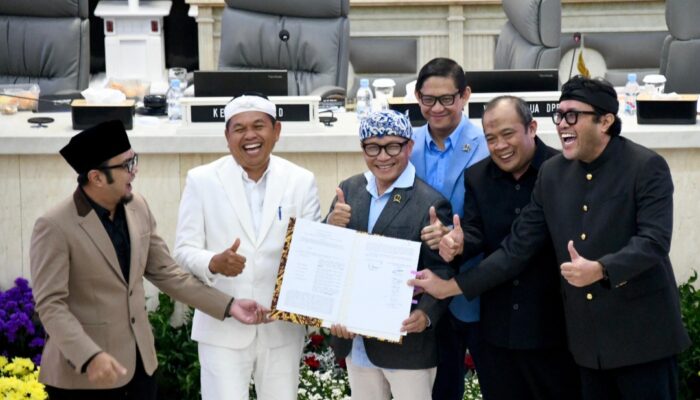 DPRD Setujui APBD Jabar 2026, KDM Targetkan Kemantapan Jalan Tembus 95 Persen