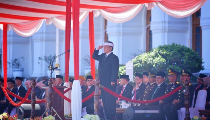Gubernur Dedi Mulyadi: Petani Adalah Pahlawan Sejati, Sekda Jabar Ingatkan Makna Kehormatan dari Pengorbanan