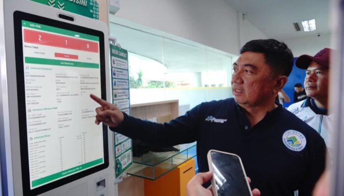 Bupati Garut Cek KiosK Samsat BJB: “Pelayanan Publik Kini Semakin Mudah dan Cepat”