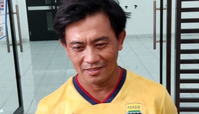 Beberapa Pemain Persib Bandung Sakit, Yaya Sunarya: “Wajar, Jadwal Kami Padat Sekali”
