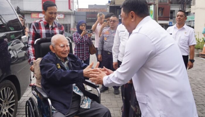 Ada Apa Tokoh Nasional Emil Salim Datang ke Garut? Ini Sorotan soal Potensi Priangan