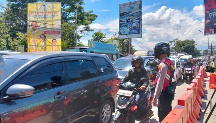 Cipanas Dipadati Wisatawan, Arus Kendaraan Mengular Sejak Operasi Lilin Lodaya 2025