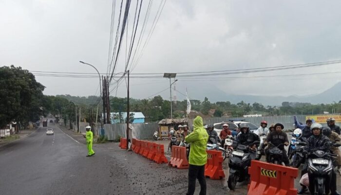 Hari Pertama Operasi Lilin Lodaya 2025, Arus Lalulintas Garut Meningkat, Polisi Terapkan “One Way” di Tiga Jalur