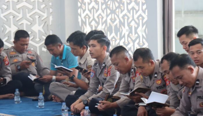 Polres Garut Gelar Binrohtal, Doakan Warga Terdampak Bencana di Garut hingga Sumatera