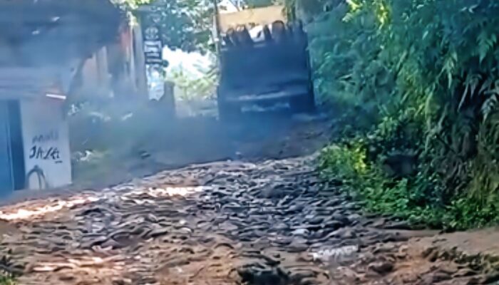 Keluhan Warga Viral, Jalan Rusak Pamalayan–Cikarang di Cisewu Garut Tak Masuk Draf Perbaikan 2026