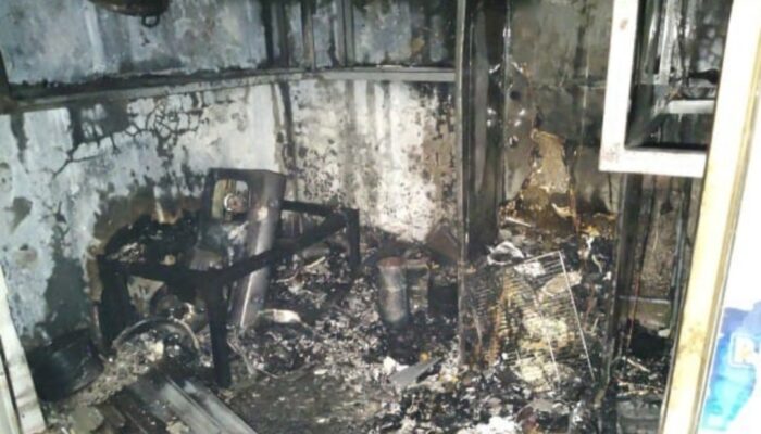 Kompor Menyala Picu Kebakaran, Tiga Kios Pasar Wisata Samarang Terbakar