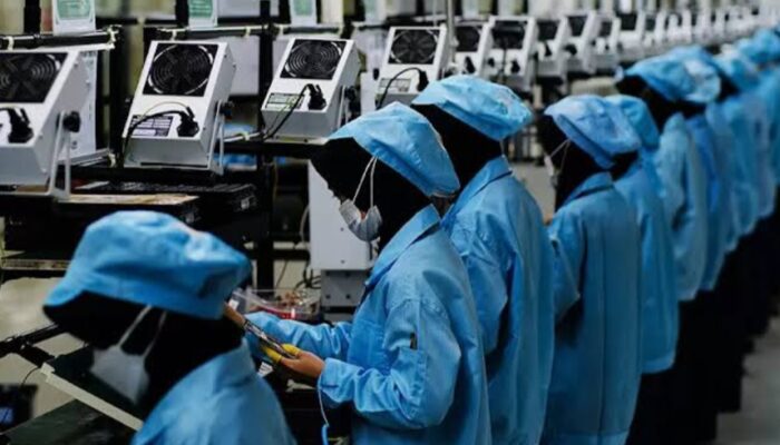 Industri Padat Karya Belum Redup di Jabar, Pabrik EV hingga Manufaktur Masih Butuh Ribuan Operator