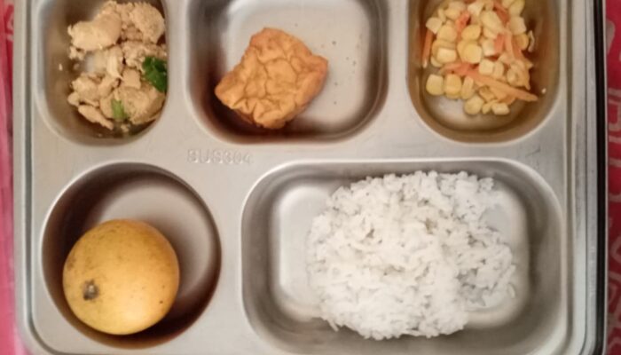 “Jeruk Lagi…” Curhat Guru di Cisewu Garut soal Menu MBG, Variasi Dinilai Minim hingga Distribusi Terlambat